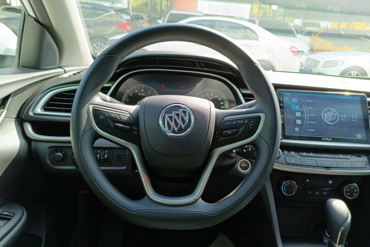 别克 英朗 2021款 改款 典范 1.5L 自动精英型中控内饰13