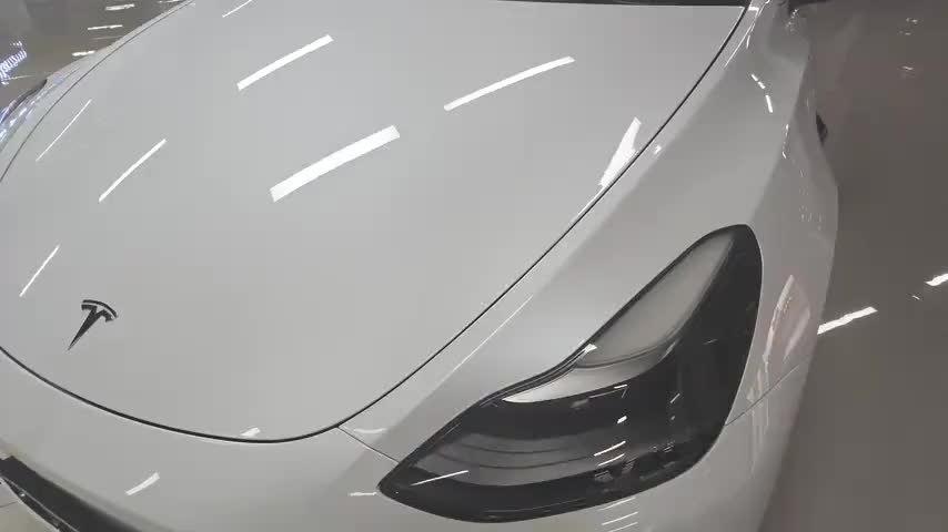 特斯拉 Model Y 2021款 标准续航后驱版实拍1