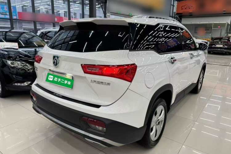 宝骏530 2021款 全球车周年纪念版 1.5T 手动舒适型 5座车身外观7