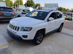 Jeep 指南者(进口) 2014款 改款 2.4L 四驱舒适版