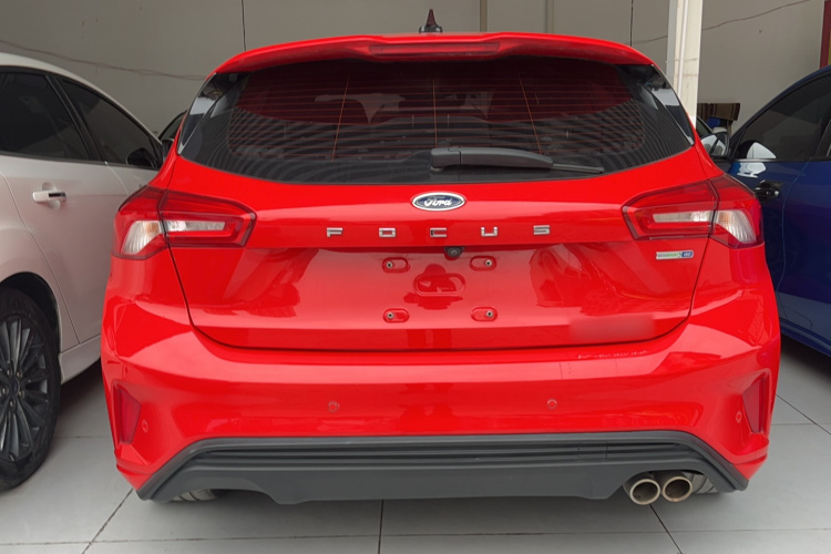 福特 福克斯 2020款 两厢 EcoBoost 180 自动ST Line车身外观6005