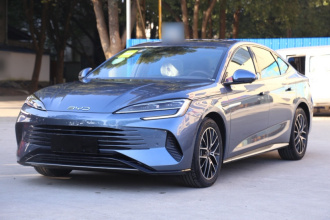 比亚迪 海豹 2023款 DM-i 1.5T 121km 旗舰型