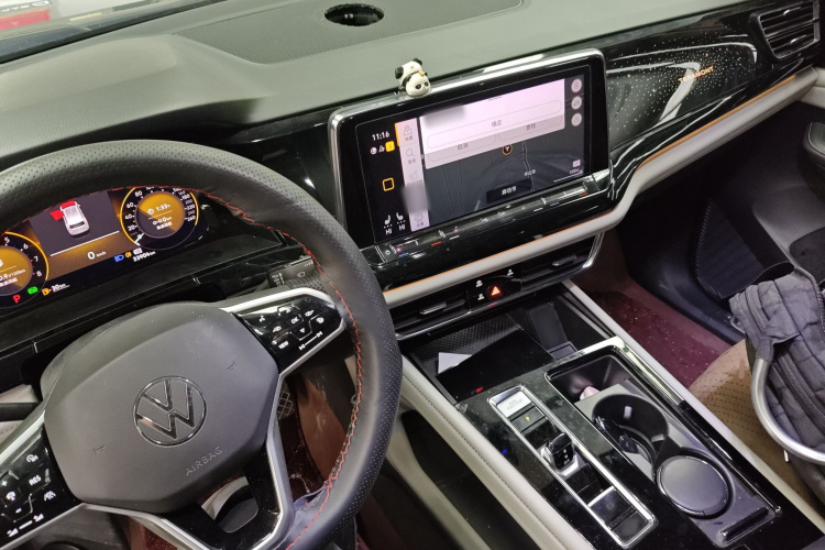 大众 途昂 2021款 330TSI 两驱尊崇豪华版中控内饰12