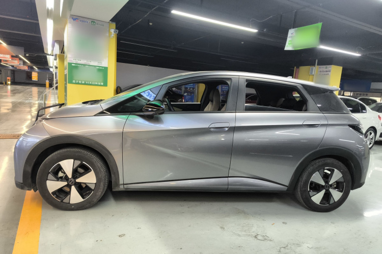 比亚迪 海豚 2023款 420km 时尚版车身外观6003