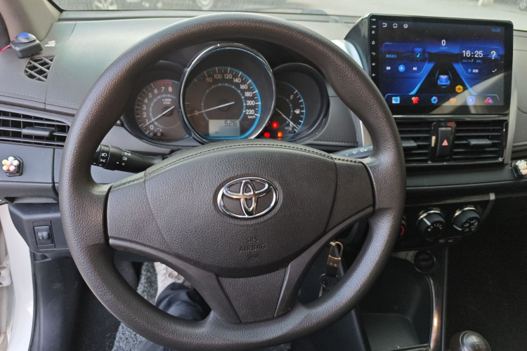 丰田 威驰 2014款 1.3L 手动超值版中控内饰13