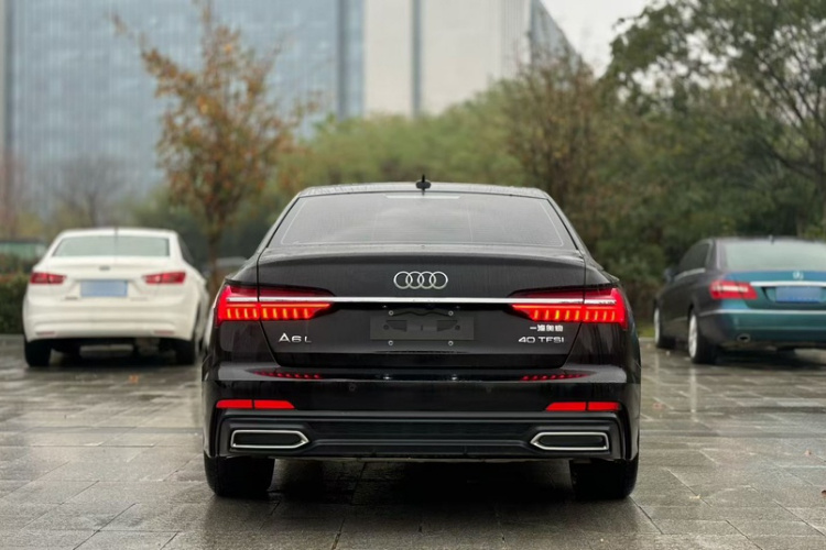 奥迪A6L 2021款 40 TFSI 豪华动感型车身外观6006