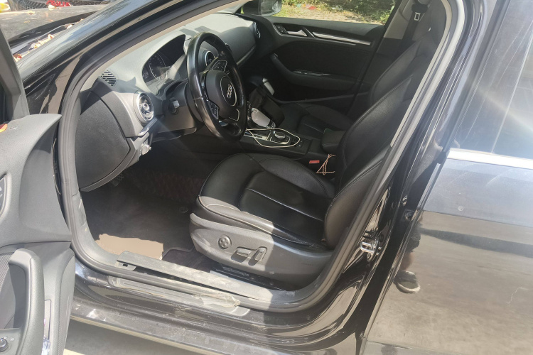 奥迪A3 2016款 Limousine 35 TFSI 领英型局部细节19