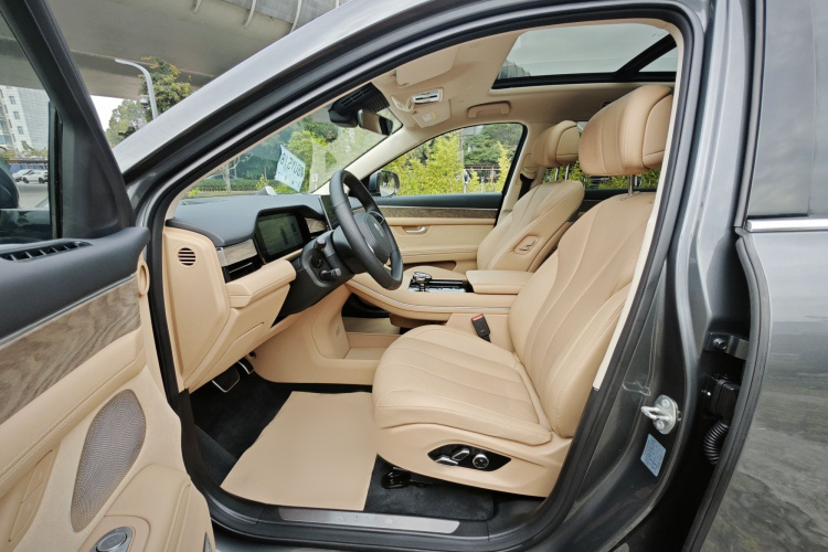 鸿蒙智行 问界M7 2022款 1.5T 四驱豪华版中控内饰7002