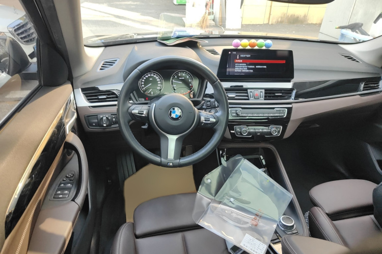 宝马X1 2020款 sDrive20Li 尊享型局部细节13