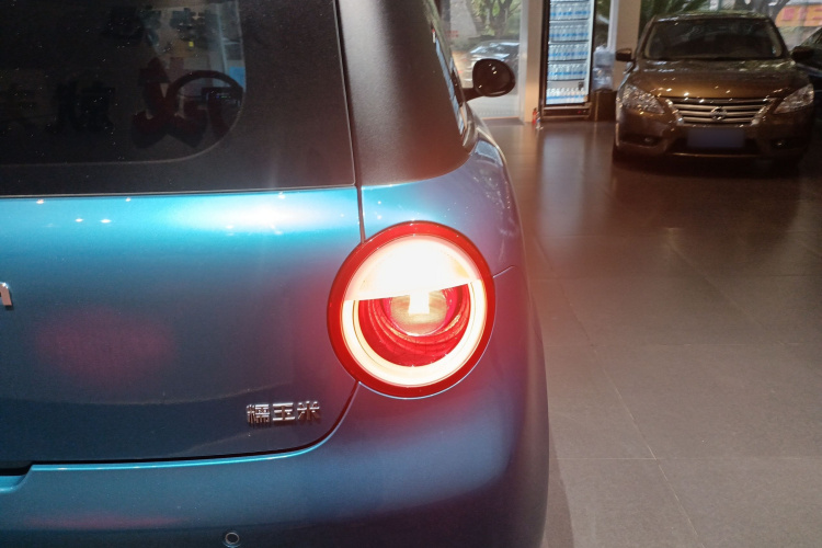 长安启源 长安Lumin 2022款 155km 清甜款车身外观9