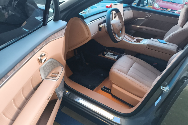 乐道L90 2025款 Max 六座版中控内饰20