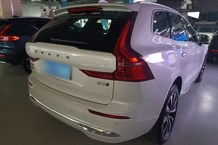 沃尔沃XC60 2025款 B5 四驱智远豪华版车身外观6005