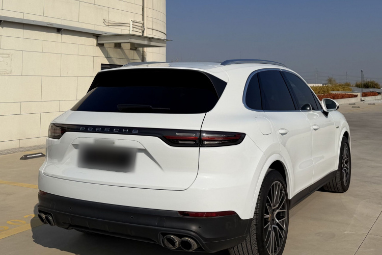保时捷 Cayenne新能源 2023款 Cayenne E-Hybrid 2.0T车身外观6008