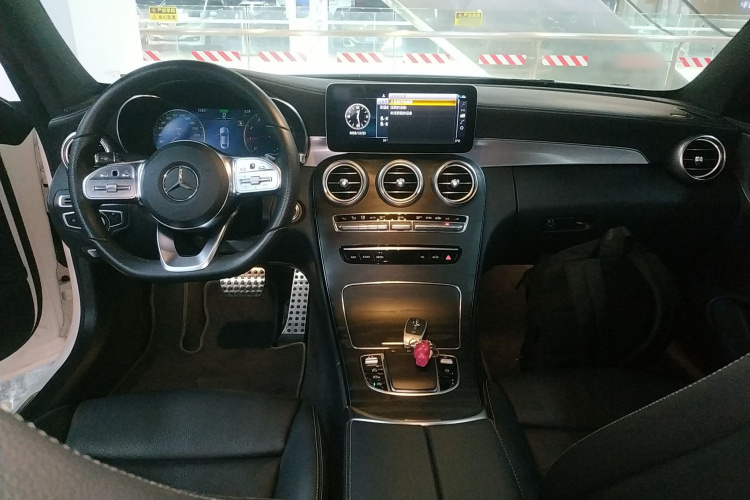 奔驰C级(进口) 2020款 C 260 轿跑车中控内饰12