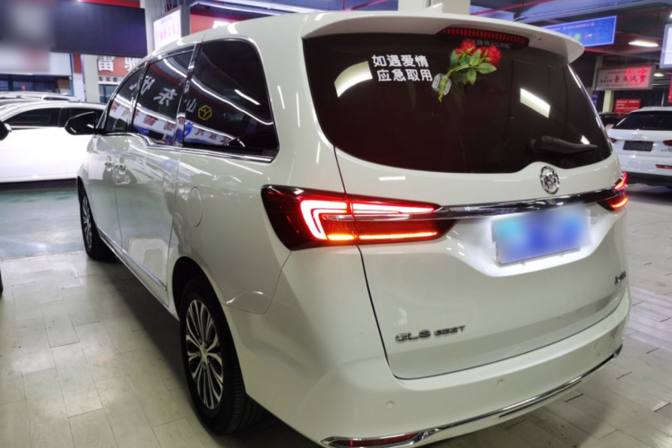别克GL8 2021款 陆上公务舱 652T 豪华型车身外观6003