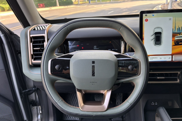 奇瑞iCAR 03 2024款 401km 两驱标准进阶版中控内饰7001