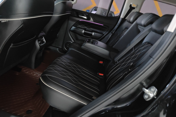 坦克300 2023款 越野版 2.0T 挑战者中控内饰21