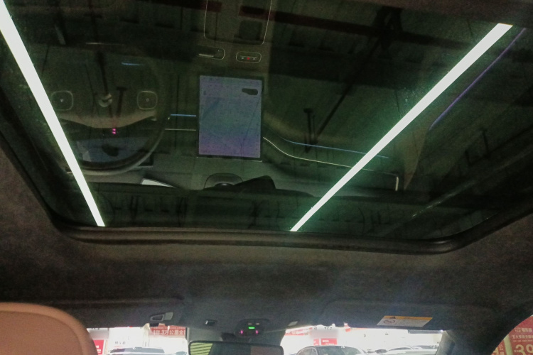 蔚来ES8 2023款 75kWh 行政版中控内饰22