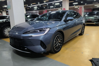 比亚迪 海豹07 DM-i 2025款 智驾版 DM-i 1.5L 125km 尊贵型
