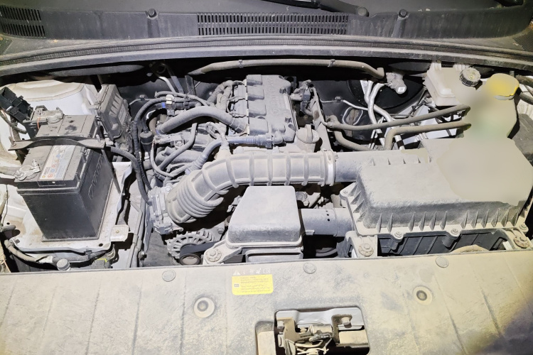 五菱汽车 五菱宏光PLUS 2020款 1.5L 手动标准型 5座局部细节24