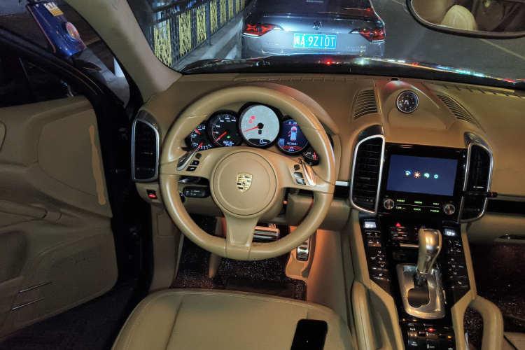 保时捷 2012款 Cayenne GTS 4.8L中控内饰13