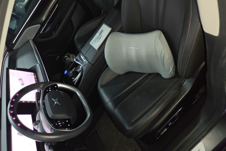 小鹏P7 2022款 480E中控内饰19