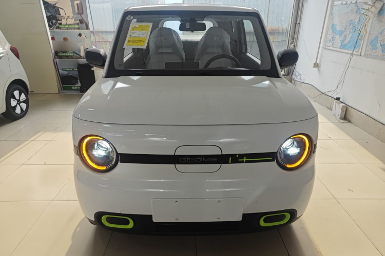 吉利银河 熊猫 2025款 210km 元气熊车身外观2