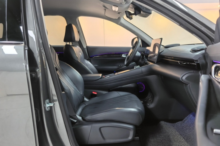 吉利银河 银河E5 2024款 530km 远航版中控内饰7005