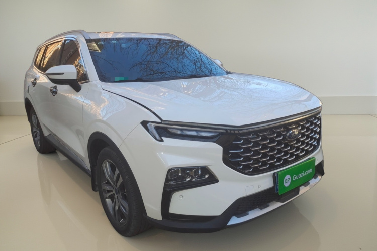 福特 领睿 2022款 改款 EcoBoost 170 尊领型PLUS车身外观3