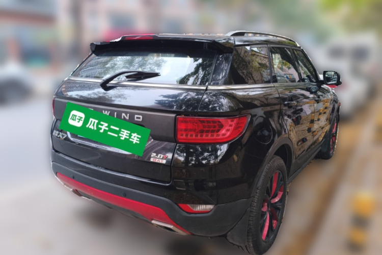 陆风X7 2015款 2.0T 全景尊贵版车身外观6005