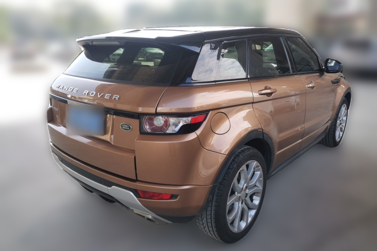 路虎 揽胜极光(进口) 2014款 2.0T 5门耀动版车身外观7