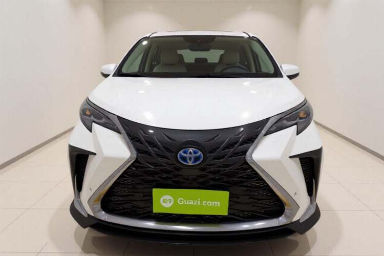 丰田 赛那SIENNA 2021款 2.5L混动 舒适版车身外观2