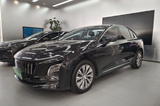 红旗E-QM5 2022款 431km 充电乐享版