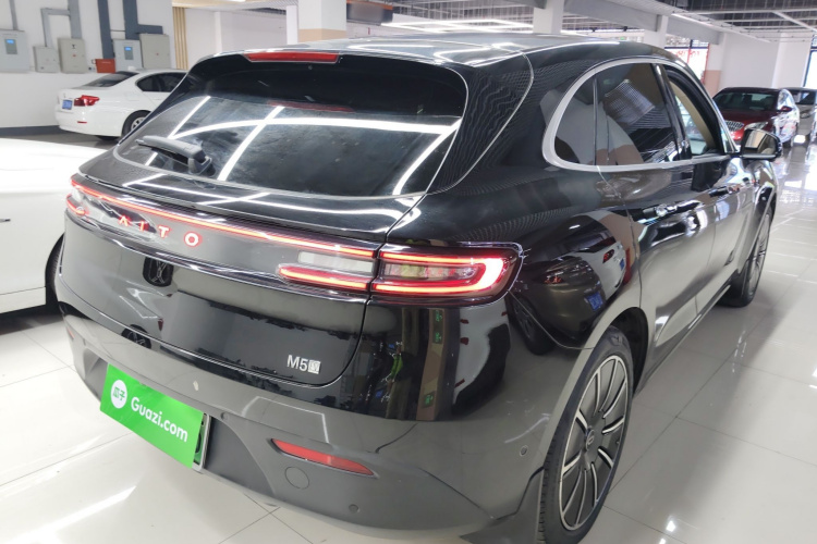 鸿蒙智行 问界M5 2022款 纯电四驱性能版车身外观6005