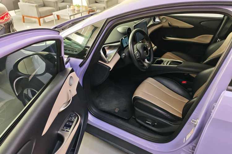 比亚迪 海豚 2024款 荣耀版 420km 时尚版中控内饰20