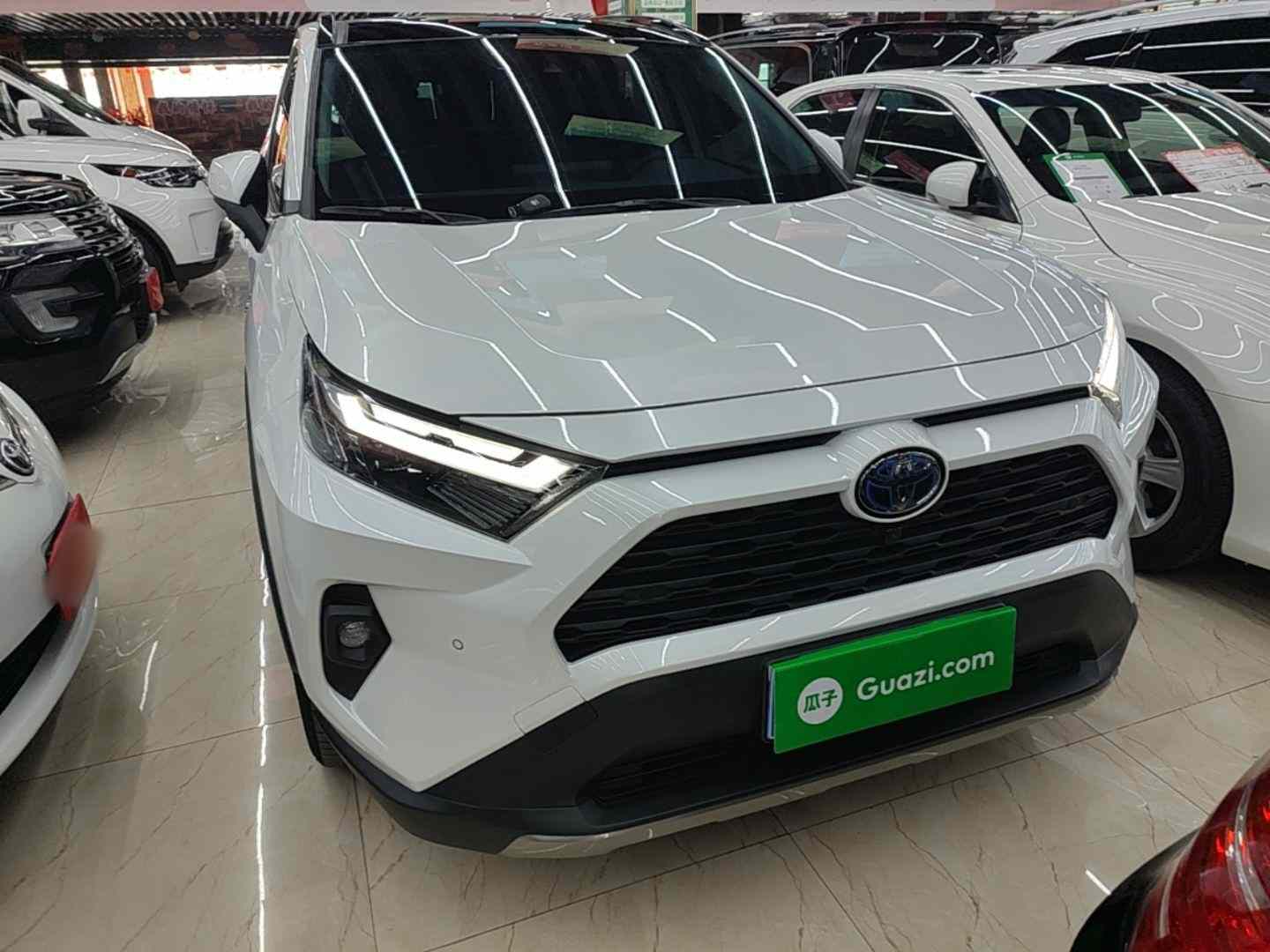 丰田 RAV4荣放 2024款 双擎 2.5L E-CVT两驱精英Plus版(1)
