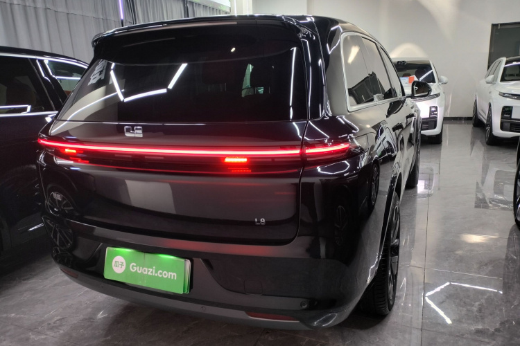 理想汽车 理想L8 2024款 Ultra车身外观6