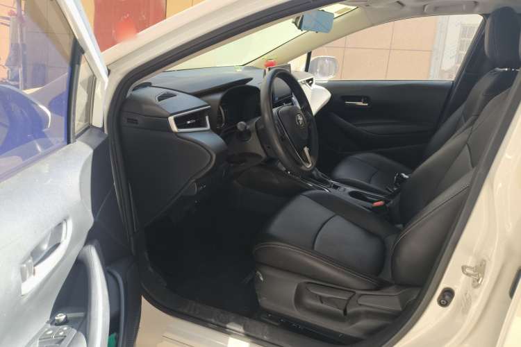 丰田 卡罗拉 2021款 1.2T S-CVT 精英版中控内饰20