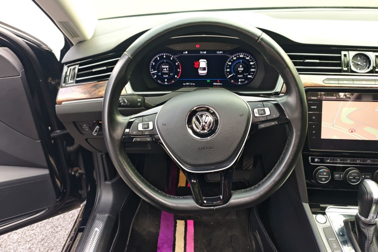 大众 迈腾 2018款 380TSI DSG 尊贵型中控内饰13