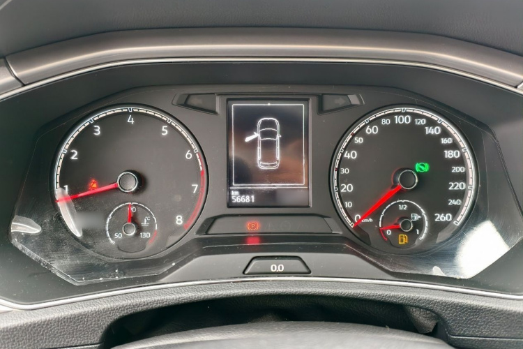 大众 T-ROC探歌 2022款 280TSI DSG两驱精英PLUS中控内饰7002