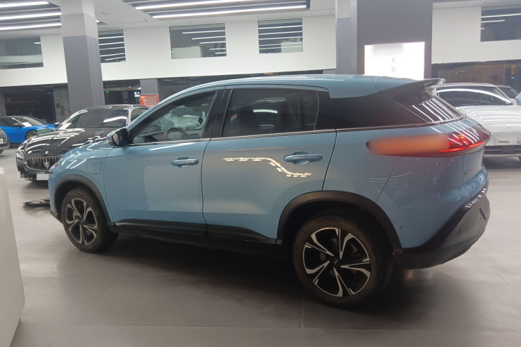 小鹏G3 2020款 520i 智享版车身外观4