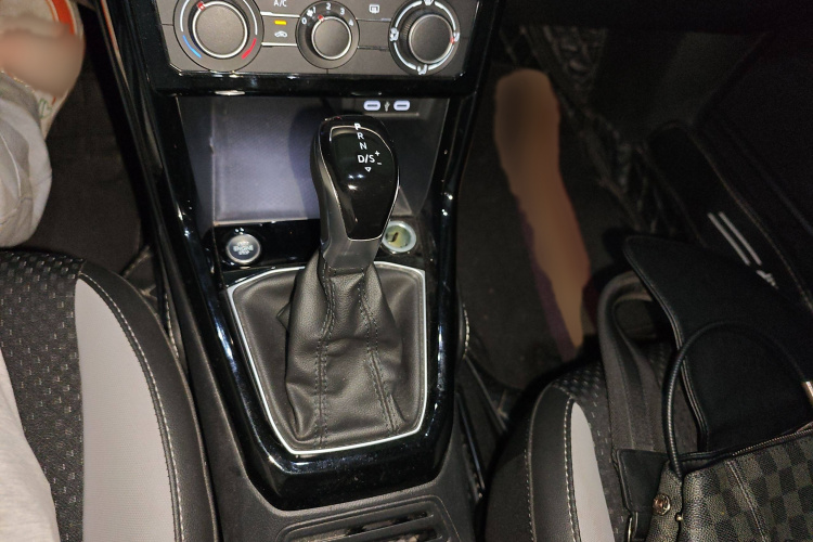 大众 探影 2021款 1.5L 自动 悦智联版局部细节18