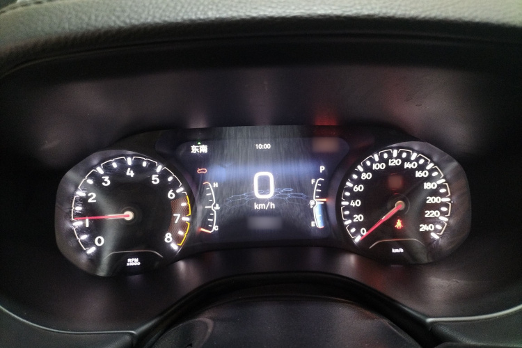 Jeep 指南者 2021款 220T 自动领先版局部细节14