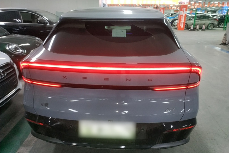 小鹏G7 2025款 702 超长续航 Max车身外观6