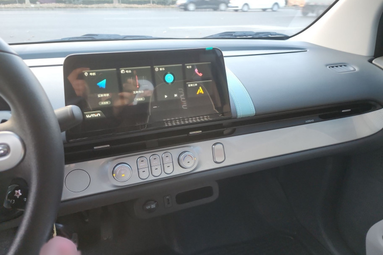 长安启源 长安Lumin 2025款 205km 香沁款中控内饰7006