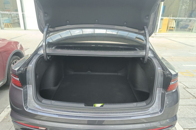 吉利汽车 星瑞 2025款 东方曜 2.0TD 望月版局部细节23