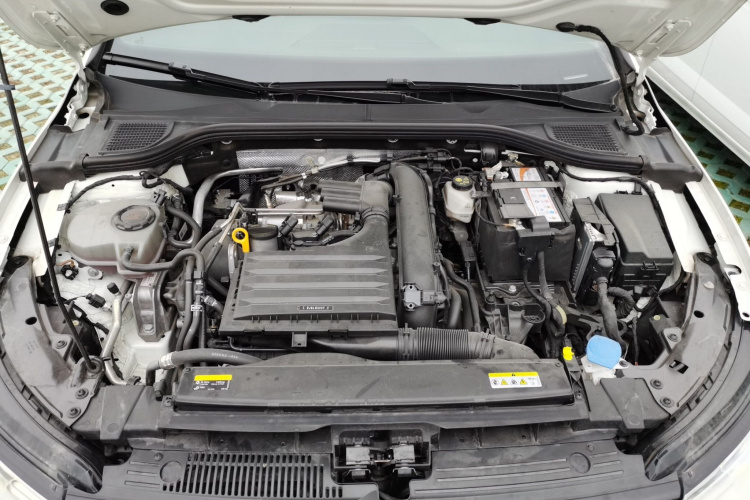 大众 高尔夫 2021款 280TSI DSG R-Line局部细节24