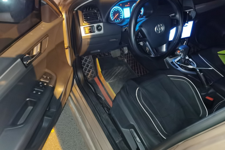 中华H530 2017款 1.6L 自动舒适型中控内饰7003