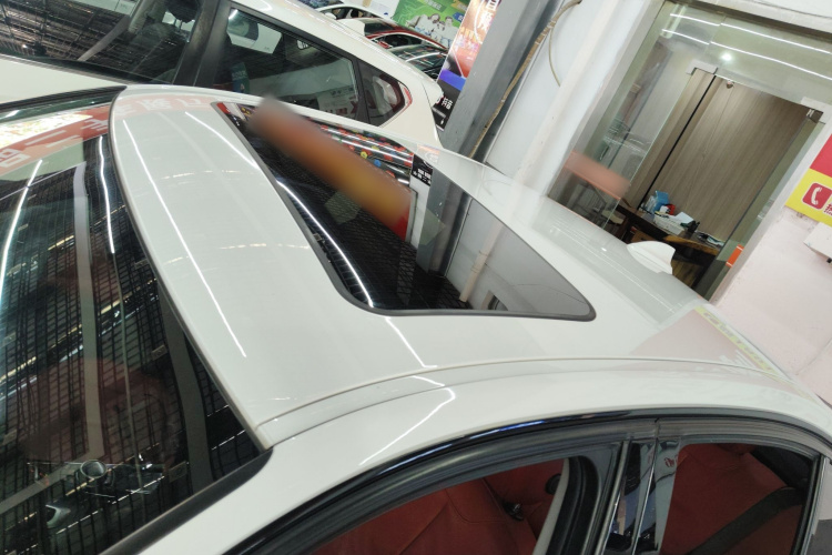 宝马3系 2014款 328i 运动设计套装局部细节57