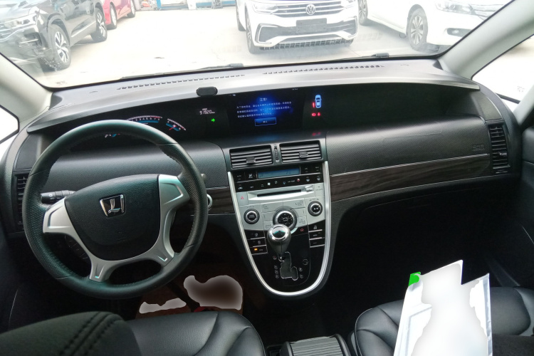 纳智捷 大7 MPV 2016款 2.0T 豪华型中控内饰12